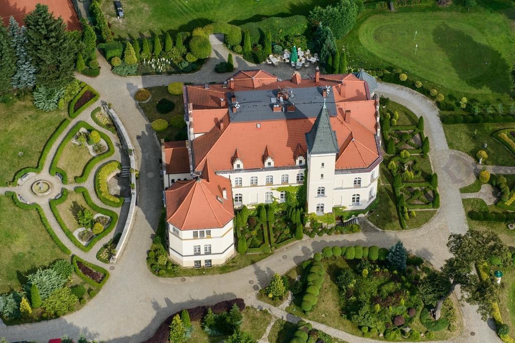 Palac Brzezno Spa & Golf Oborniki Śląskie Esterno foto
