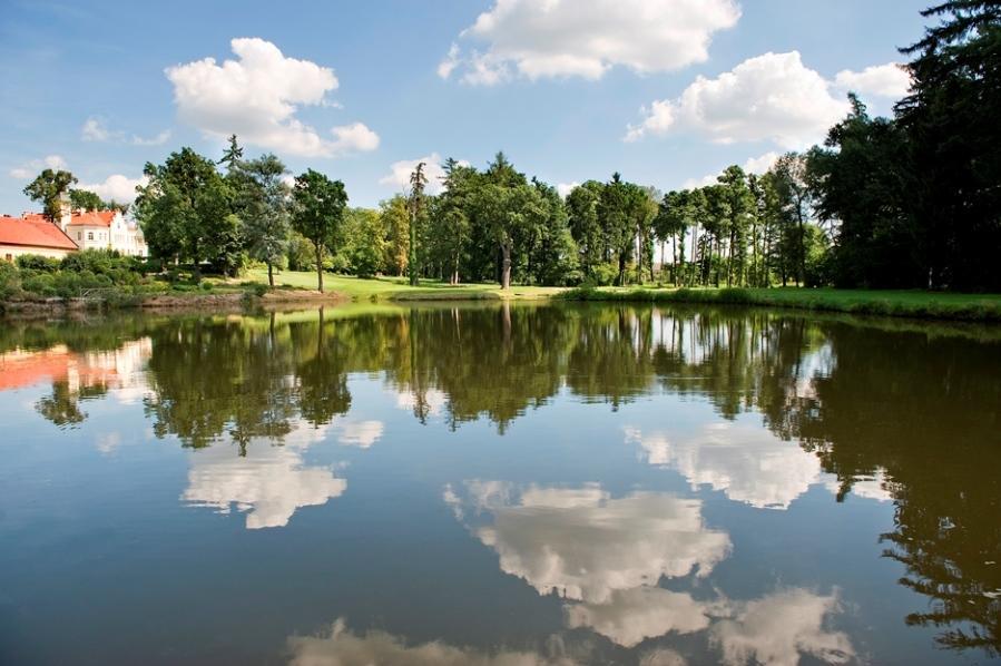Palac Brzezno Spa & Golf Oborniki Śląskie Esterno foto